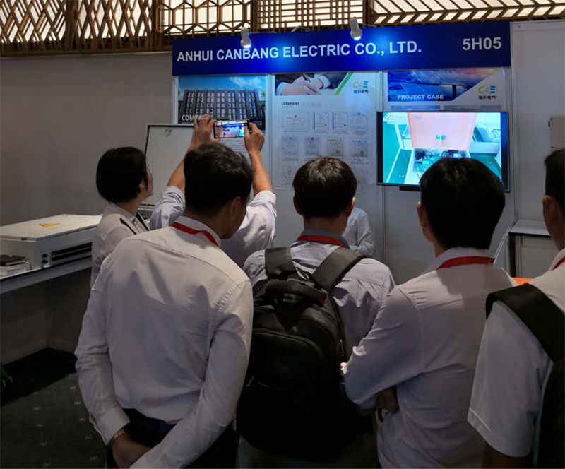 灿邦电气首次亮相越南国际太阳能展览会